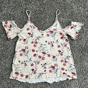 American Eagle Floral Cold Shoulder Top